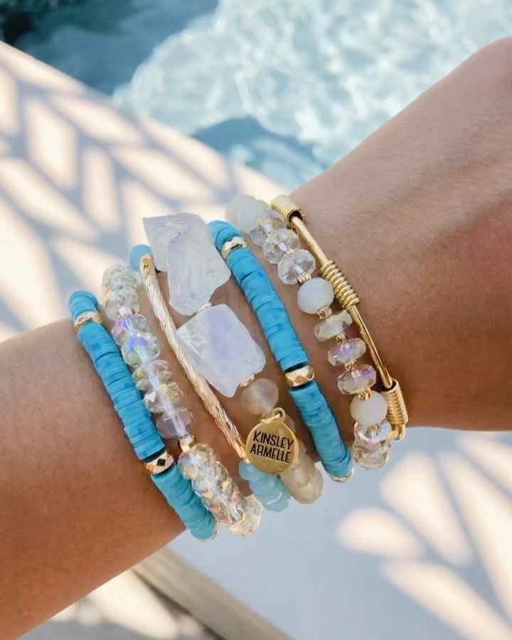 Robin Blue Clay and Lava Bead Bracelet – GLORY HAUS