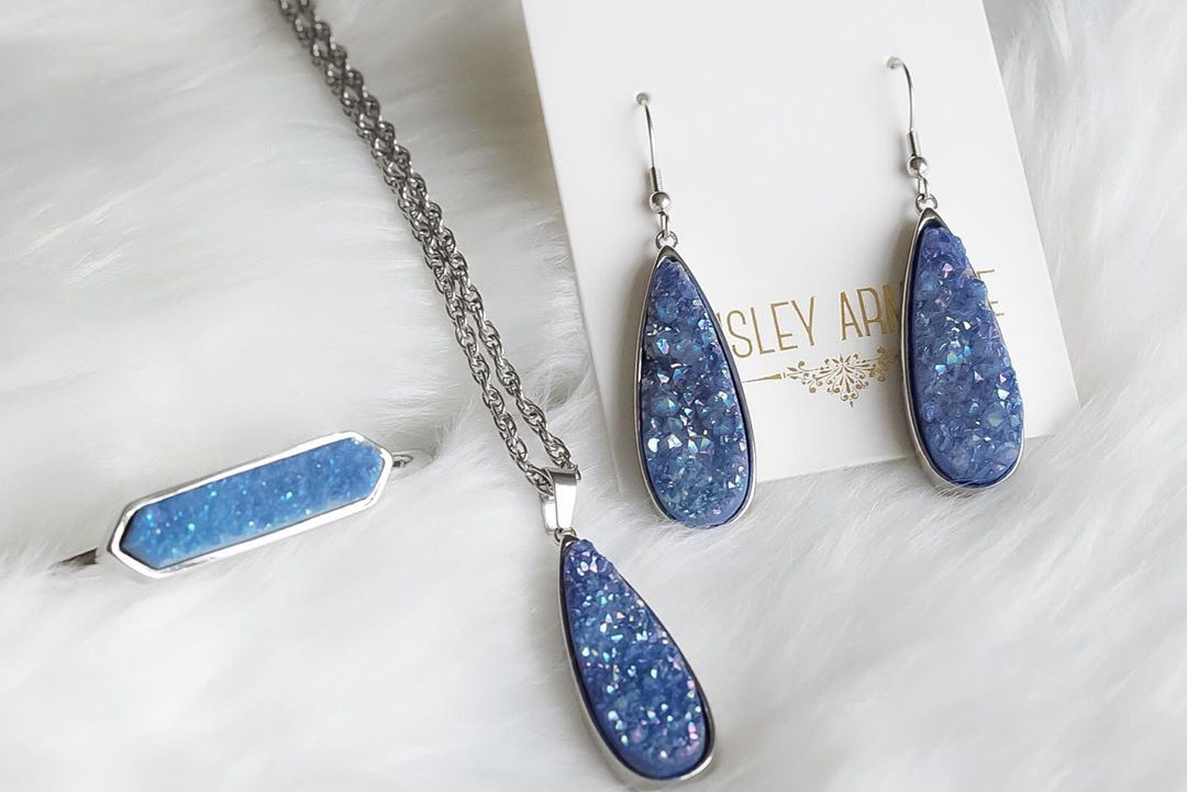 Momi Druzy Earrings in Silver