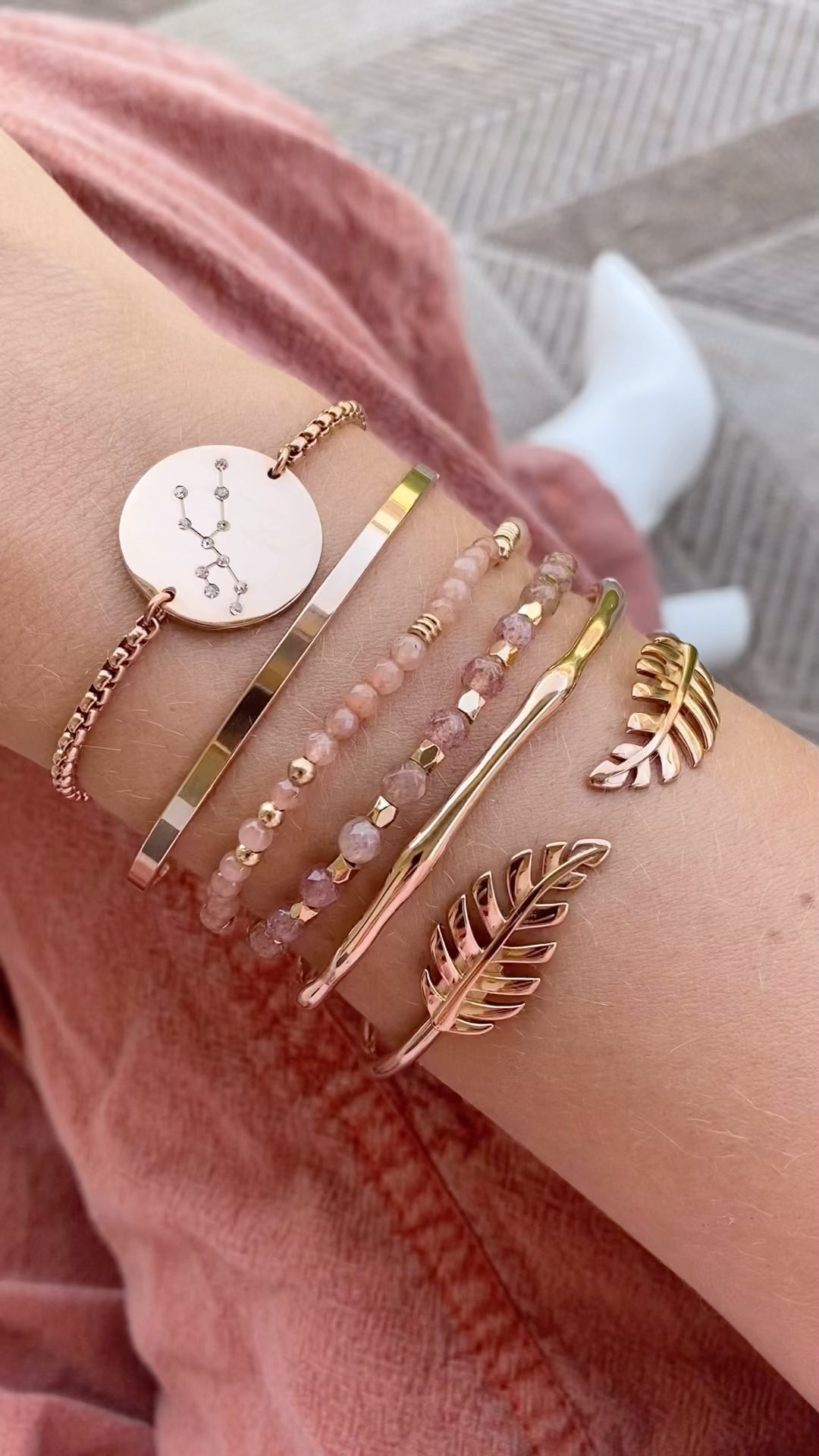 Rose gold deals rose bracelet